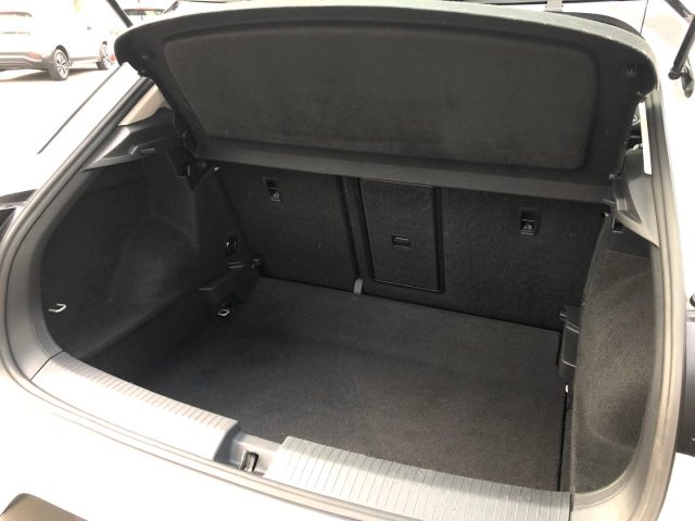 VOLKSWAGEN T-Roc usata, con Adaptive Cruise Control