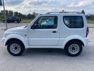SUZUKI Jimny usata, con Alzacristalli elettrici