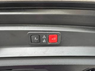 PEUGEOT 5008 usata, con Volante multifunzione