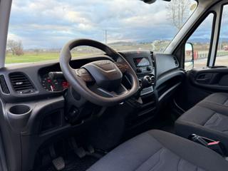 IVECO  usata 9