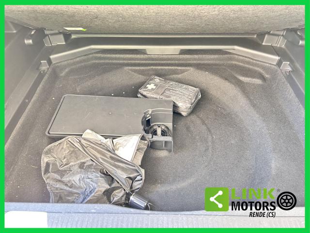 PEUGEOT 3008 usata, con Telecamera per parcheggio assistito