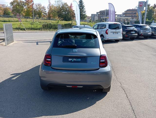 FIAT 500e usata, con Alzacristalli elettrici