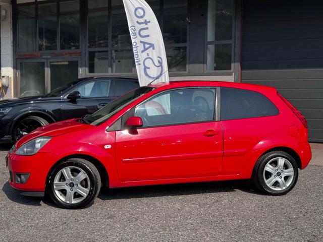 FORD Fiesta usata, con Volante in pelle