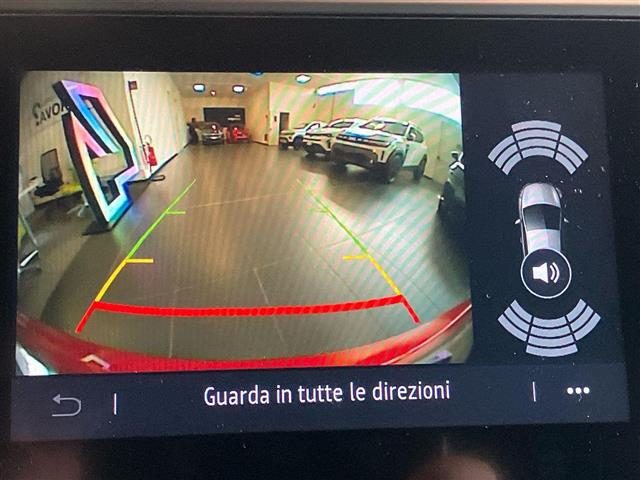 RENAULT Clio usata, con Fari LED