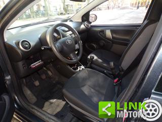TOYOTA Aygo usata, con Autoradio