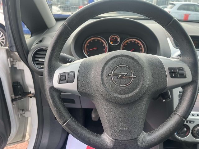 OPEL Corsa usata, con Controllo trazione