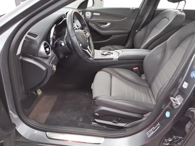 MERCEDES-BENZ C 220 usata, con Cerchi in lega