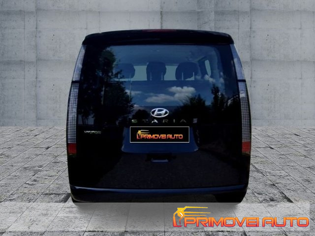 HYUNDAI Staria usata, con ESP