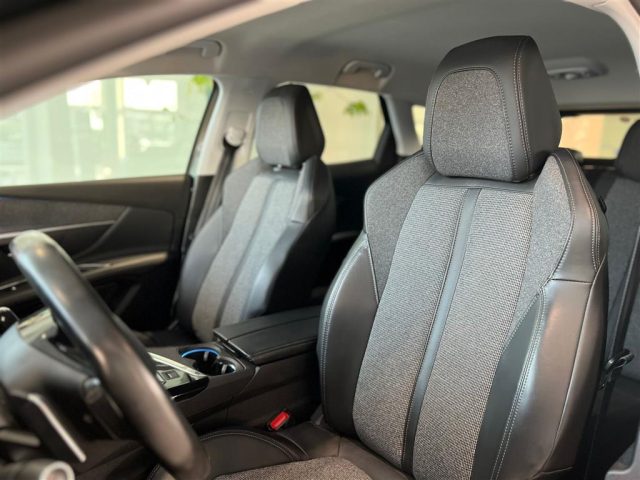 PEUGEOT 3008 usata, con Climatizzatore