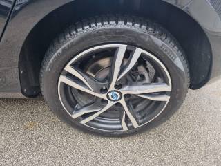 VOLVO V40 usata, con Airbag testa