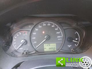 TOYOTA Yaris usata, con Volante multifunzione