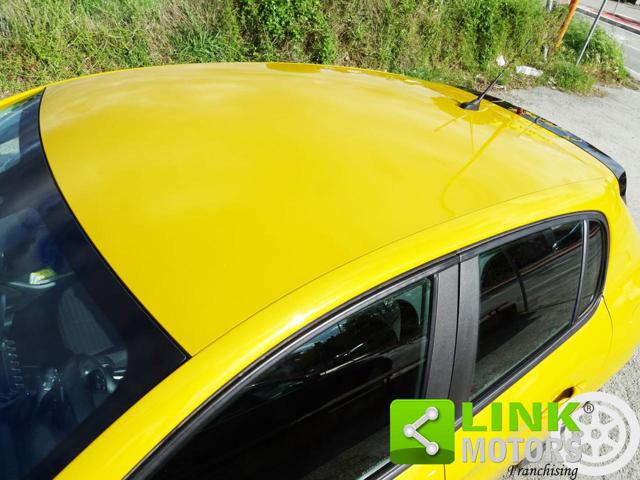 PEUGEOT 208 usata, con Volante multifunzione