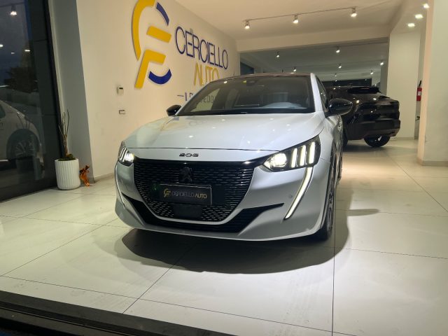 PEUGEOT 208 usata, con Boardcomputer