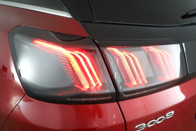 PEUGEOT 3008 usata 10