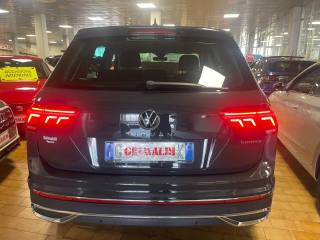 VOLKSWAGEN Tiguan usata, con Airbag laterali