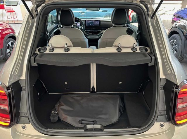 FIAT 500e usata, con Servosterzo