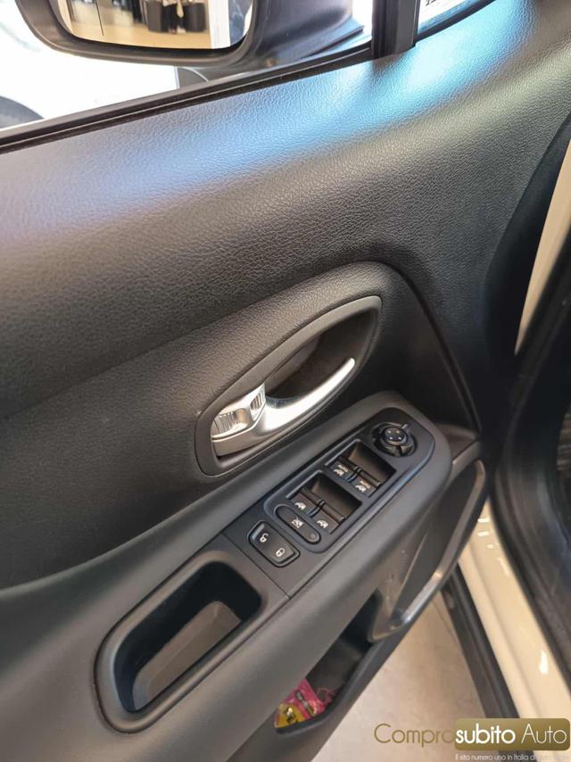 JEEP Renegade usata 26