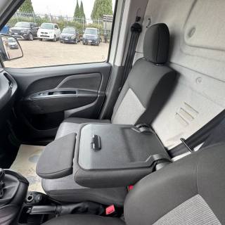 FIAT Doblo usata, con USB