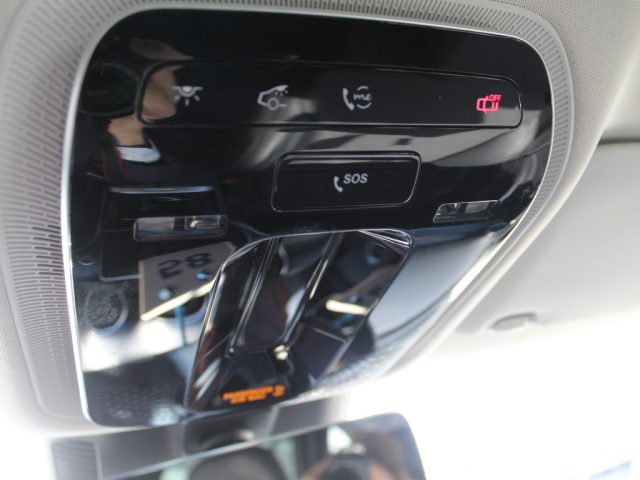 MERCEDES-BENZ C 220 usata, con Vivavoce