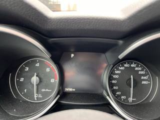 ALFA ROMEO Stelvio usata, con Controllo trazione