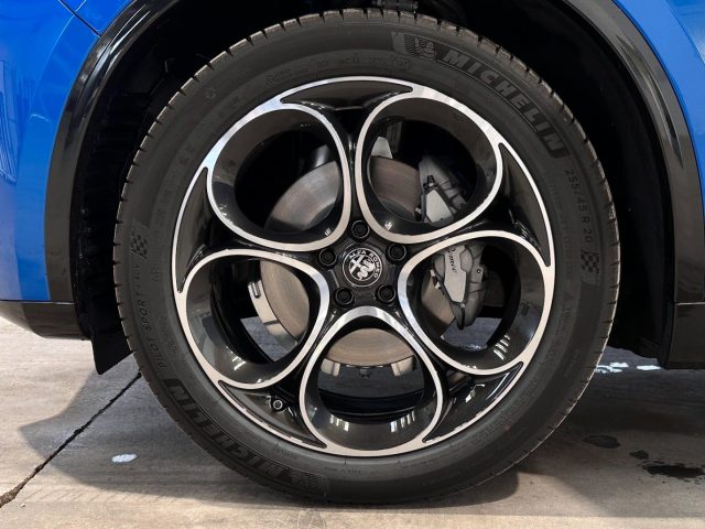 ALFA ROMEO Stelvio usata, con Volante multifunzione