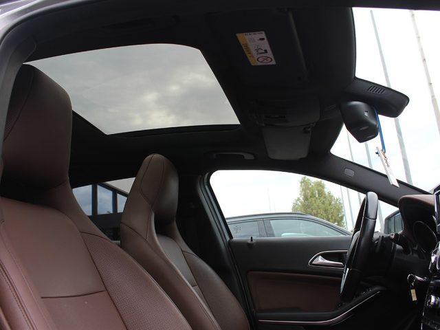 MERCEDES-BENZ GLA 220 usata, con Cruise Control