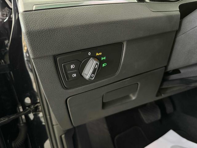 VOLKSWAGEN Passat Variant usata 24