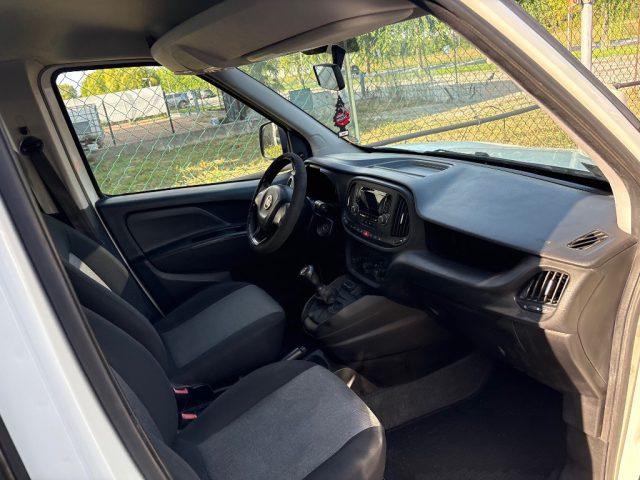 FIAT Doblo usata, con Airbag Passeggero
