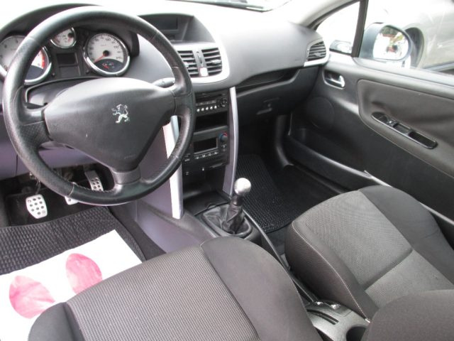 PEUGEOT 207 usata, con ESP