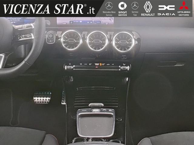 MERCEDES-BENZ CLA 200 usata, con Cerchi in lega