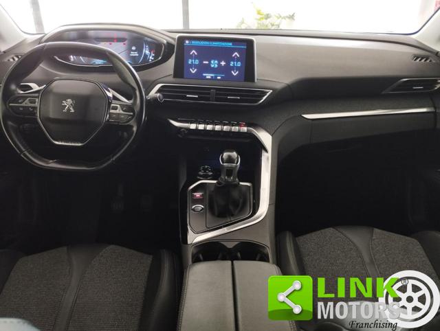 PEUGEOT 3008 usata, con Sedile posteriore sdoppiato