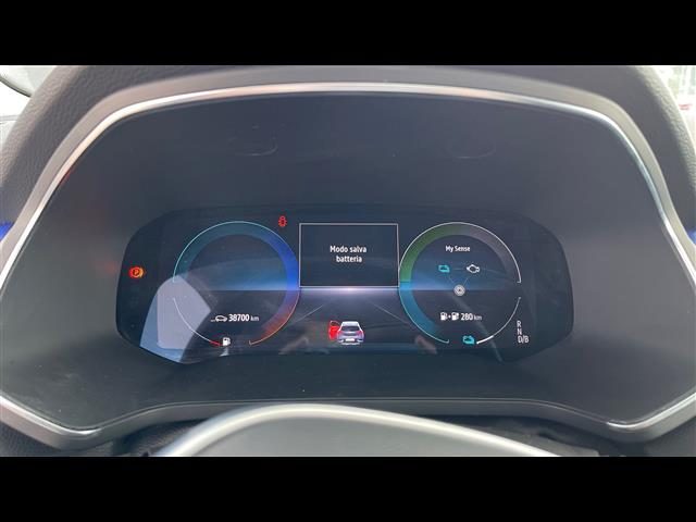 RENAULT Captur usata, con Bracciolo
