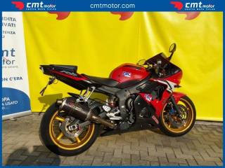 YAMAHA YZF R6 usata 2