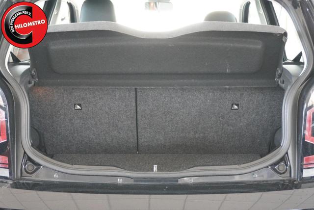 VOLKSWAGEN up! usata, con Alzacristalli elettrici