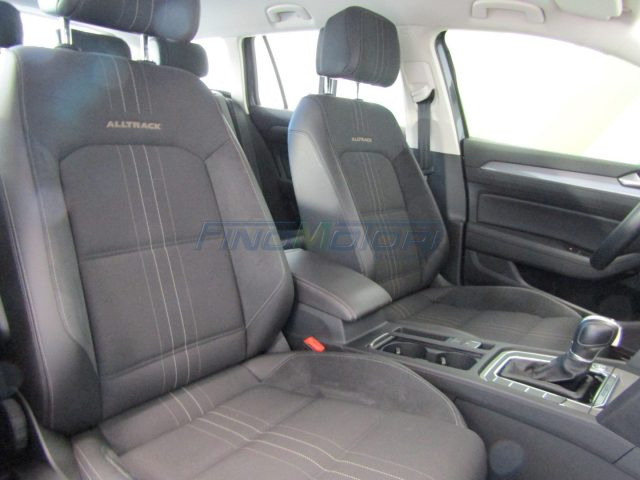 VOLKSWAGEN Passat Alltrack usata, con Controllo automatico clima