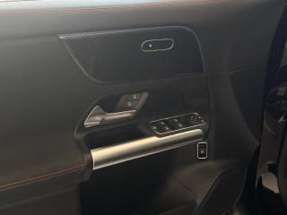 MERCEDES-BENZ GLA 200 usata, con Telecamera per parcheggio assistito
