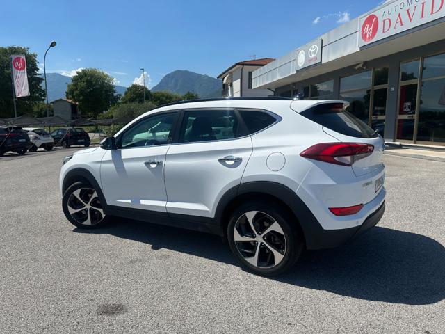 HYUNDAI Tucson usata, con Airbag laterali