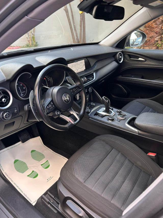 ALFA ROMEO Stelvio usata, con Cerchi in lega