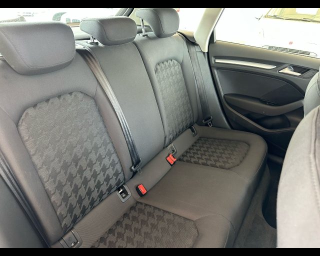 AUDI A3 usata 17