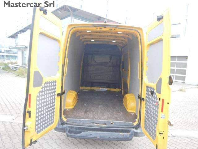 VOLKSWAGEN Crafter usata, con Servosterzo