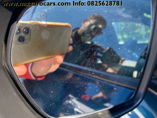 PEUGEOT 3008 usata, con Sensori di parcheggio posteriori