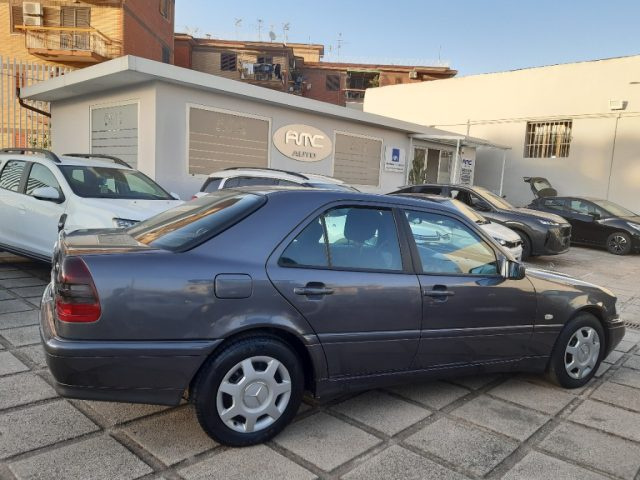 MERCEDES-BENZ C 200 usata, con Airbag Passeggero