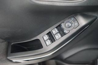 FORD Puma usata, con Fari LED