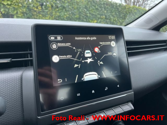 RENAULT Clio usata, con Luci diurne LED