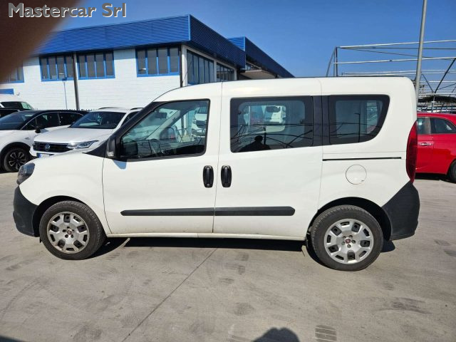 FIAT Doblo usata, con Airbag Passeggero