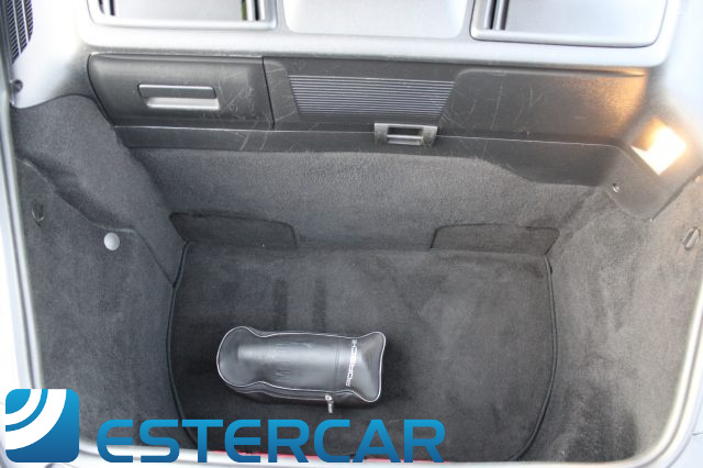 PORSCHE 911 usata, con Fari LED