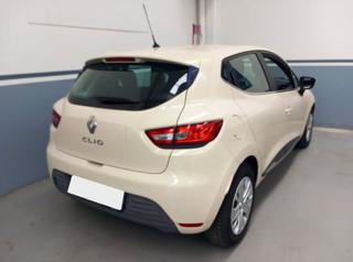 RENAULT Clio usata, con Airbag