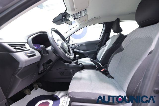 RENAULT Clio usata, con Sedile posteriore sdoppiato