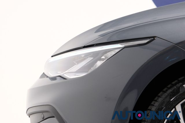 VOLKSWAGEN Golf Variant usata, con Controllo elettronico della corsia