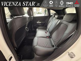 MERCEDES-BENZ GLA 180 usata, con Autoradio